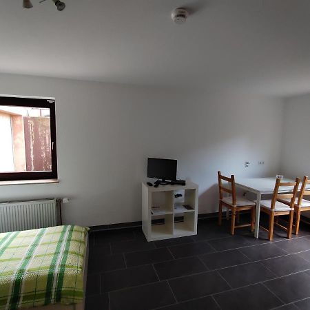 Ferienwohnung Kerstin Grambow Файинген-ан-дер-Энц Экстерьер фото